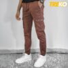 Brwon Joggers, Treko