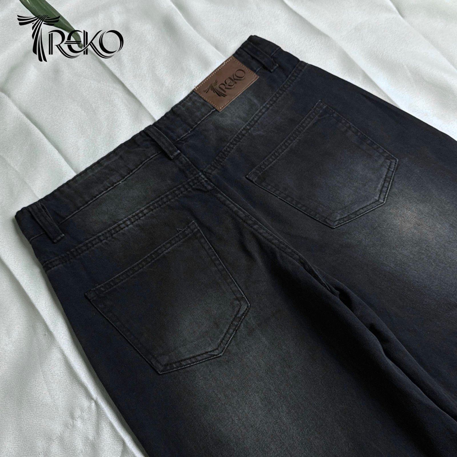 SHADOW BLACK STRAIGHT LEG DENIM PANTS - Image 2