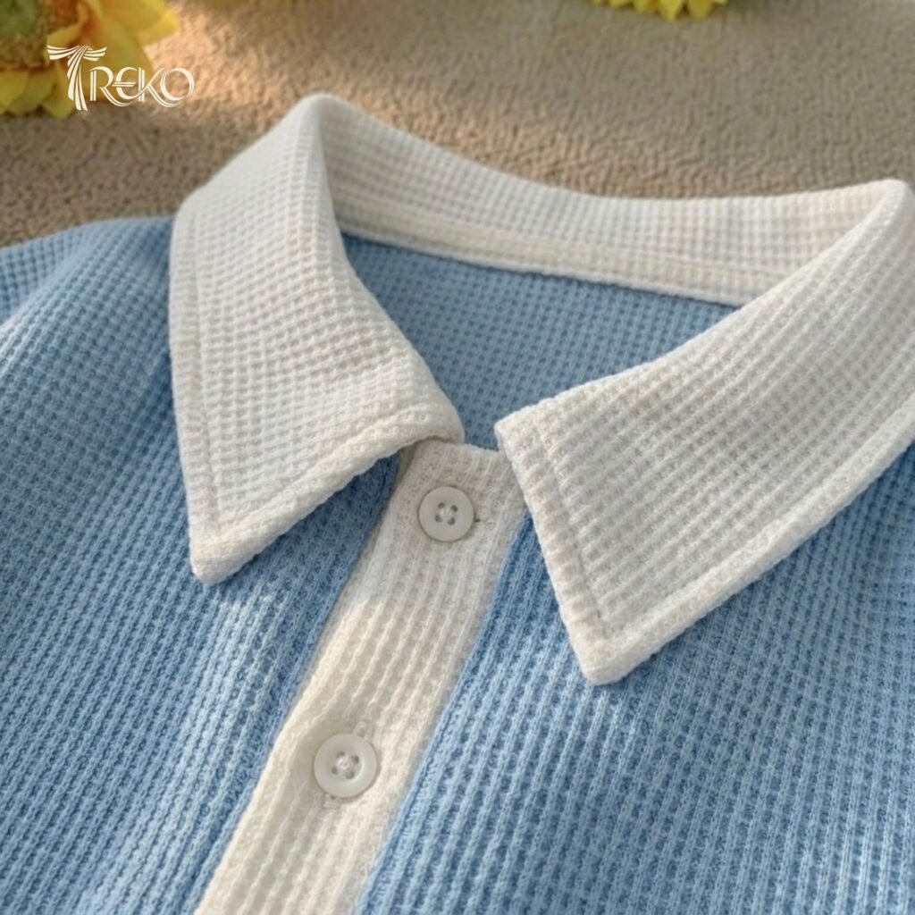 OVERSIZED WAFFLE POLO SKY BLUE - Treko