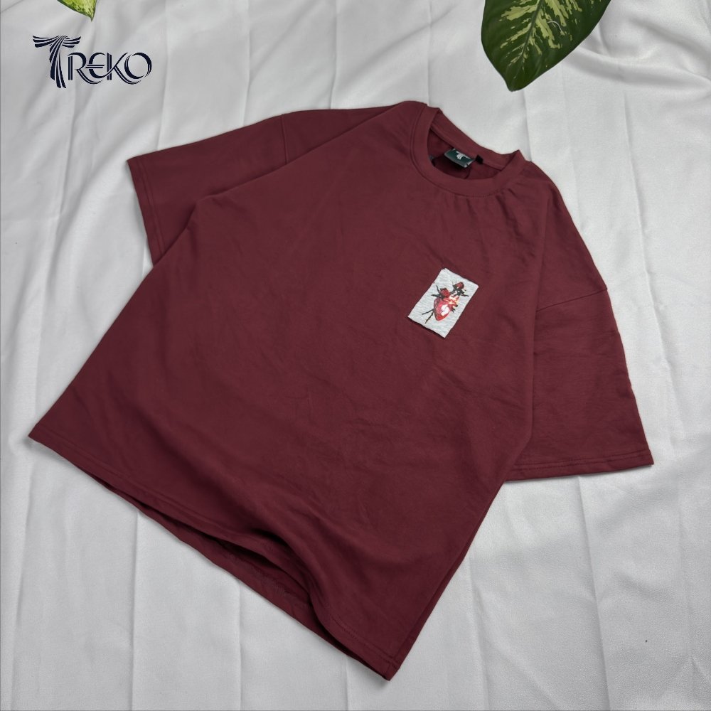 HEART OF DEFIANCE PATCH TEE MAROON - Image 5